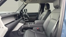 Land Rover Defender 3.0 D250 SE 110 5dr Auto Diesel Estate